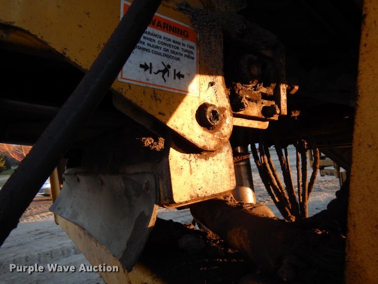 image for item DJ6023 2010 Caterpillar PM201  milling machine