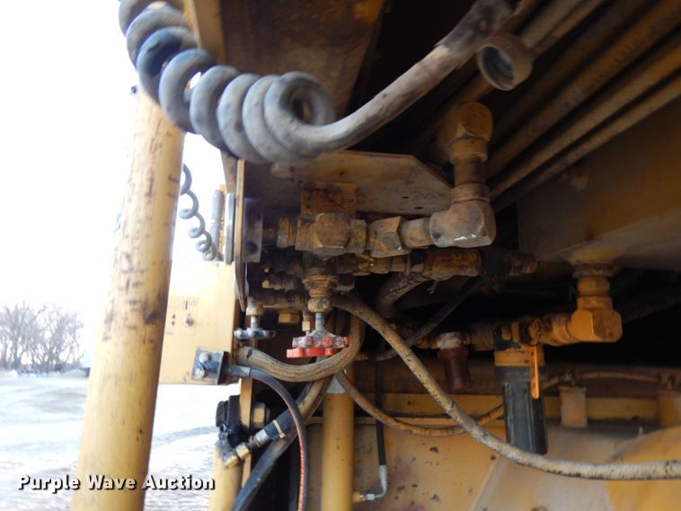 image for item DJ6023 2010 Caterpillar PM201  milling machine