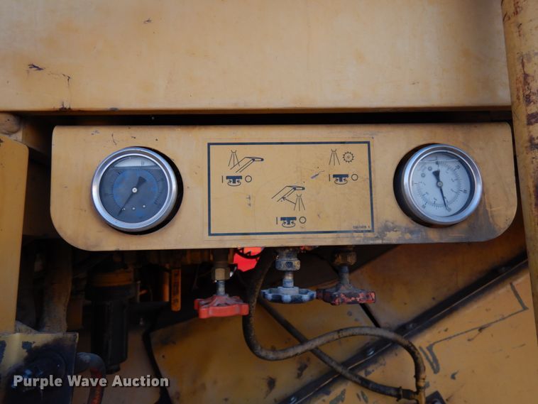 image for item DJ6023 2010 Caterpillar PM201  milling machine