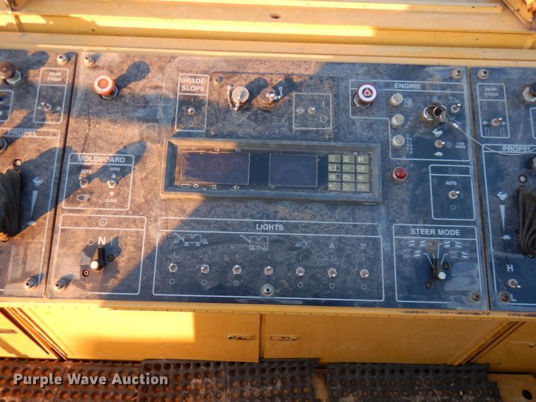 image for item DJ6023 2010 Caterpillar PM201  milling machine