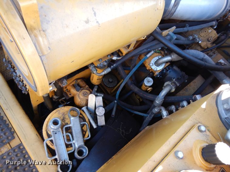 image for item DJ6023 2010 Caterpillar PM201  milling machine