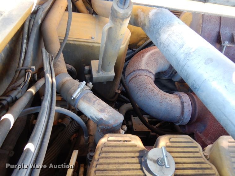 image for item DJ6023 2010 Caterpillar PM201  milling machine