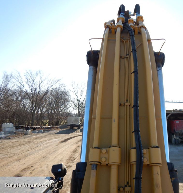 image for item DJ6040 2011 Caterpillar 336E  excavator