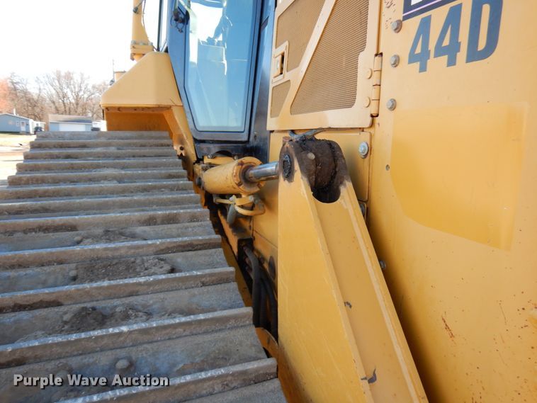 image for item DJ6041 2007 Caterpillar D6N LGP  dozer