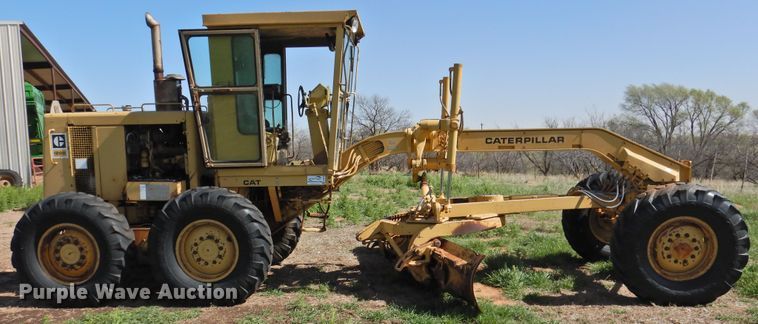 image for item DJ8346 1981 Caterpillar 120G  rigid frame motor grader