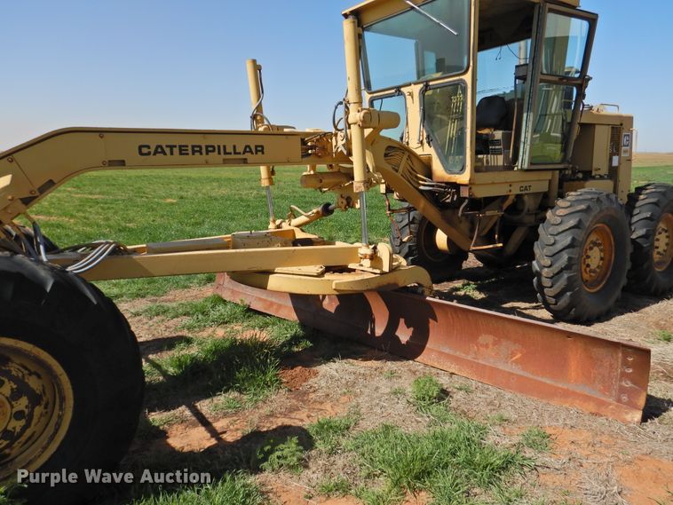 image for item DJ8346 1981 Caterpillar 120G  rigid frame motor grader