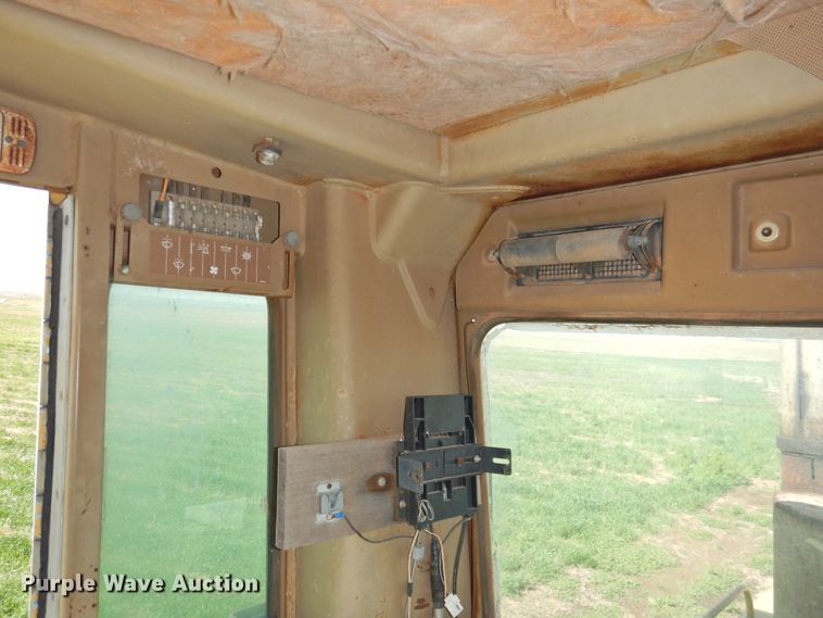 image for item DJ8346 1981 Caterpillar 120G  rigid frame motor grader