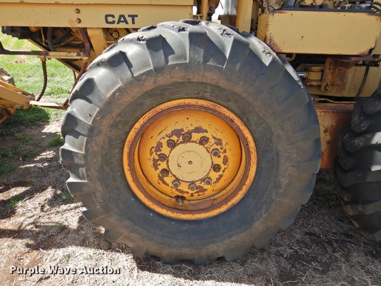 image for item DJ8346 1981 Caterpillar 120G  rigid frame motor grader