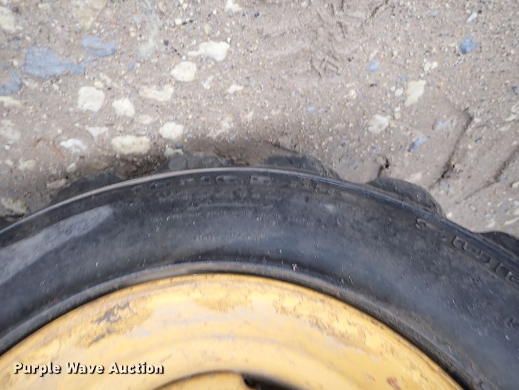 image for item DK4555 2009 John Deere 110  backhoe