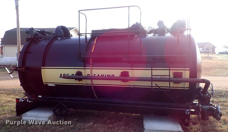 image for item DK4562 Presvac Systems  Vacuum truck tank