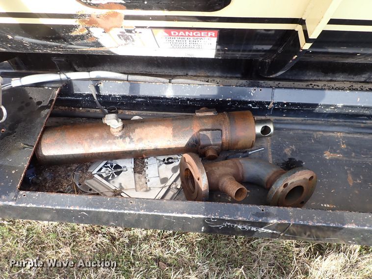 image for item DK4562 Presvac Systems  Vacuum truck tank