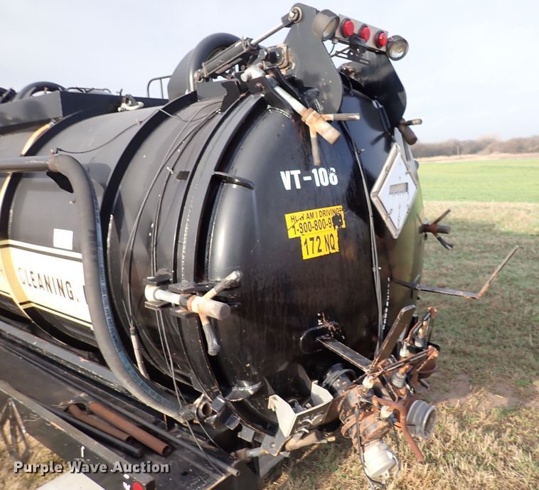 image for item DK4562 Presvac Systems  Vacuum truck tank