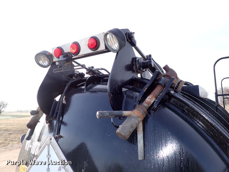 image for item DK4562 Presvac Systems  Vacuum truck tank