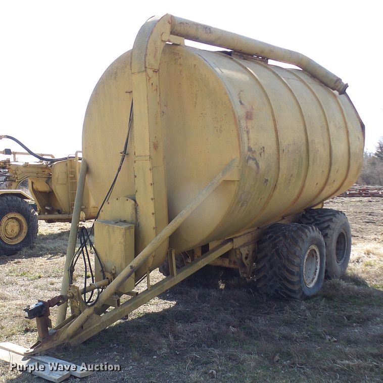 image for item DL0861 Corry Magnun tank trailer