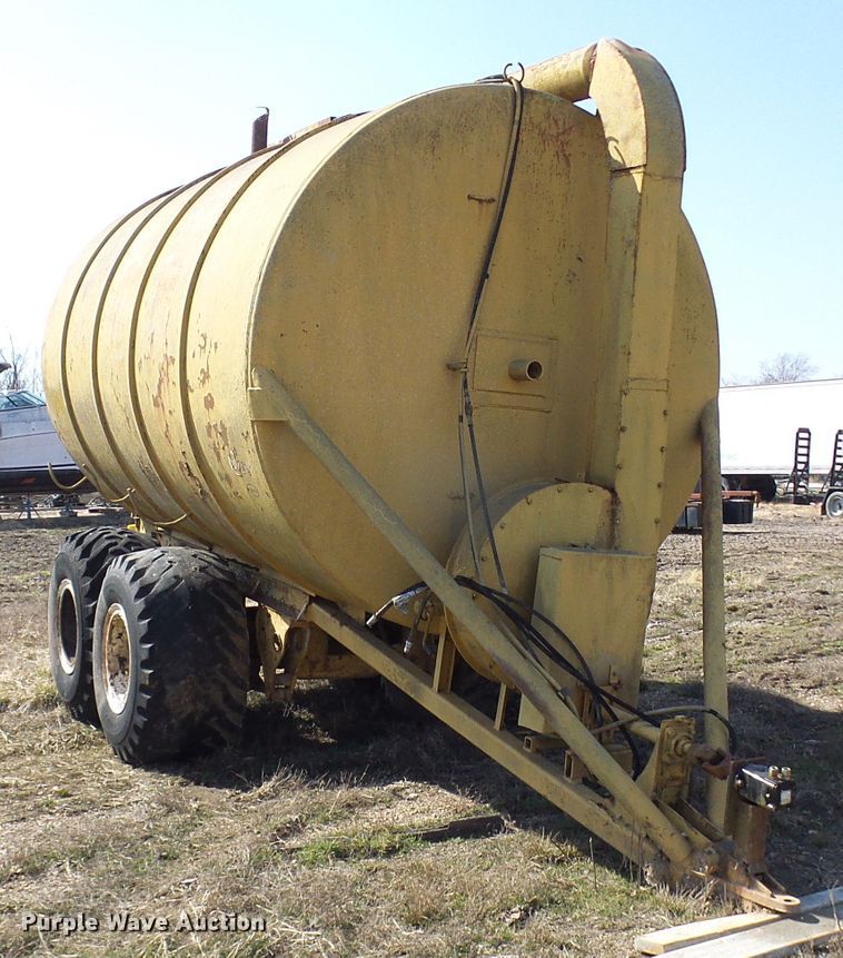 image for item DL0861 Corry Magnun tank trailer