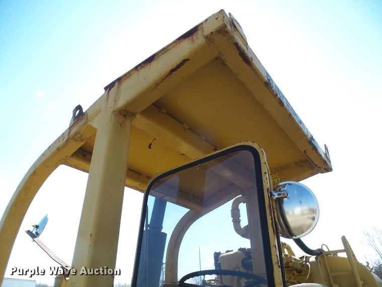 image for item DL0862 Caterpillar  water wagon