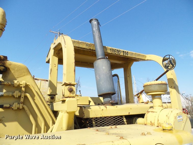 image for item DL0862 Caterpillar  water wagon