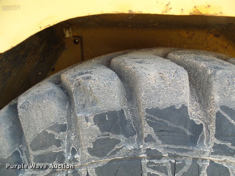 image for item DL0862 Caterpillar  water wagon