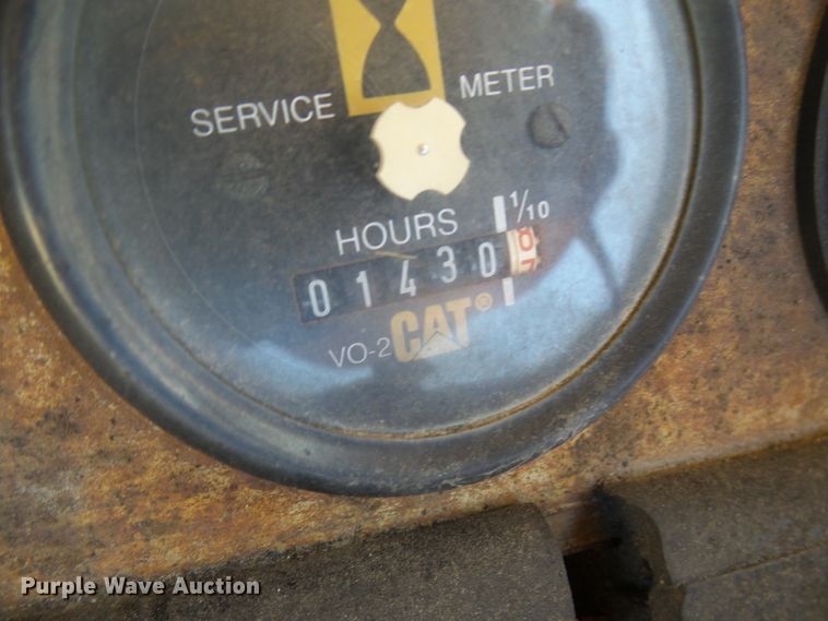 image for item DL0862 Caterpillar  water wagon