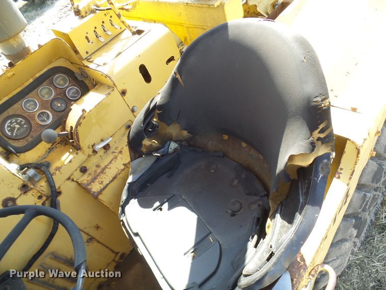 image for item DL0862 Caterpillar  water wagon