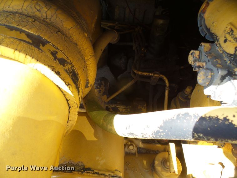 image for item DL0862 Caterpillar  water wagon