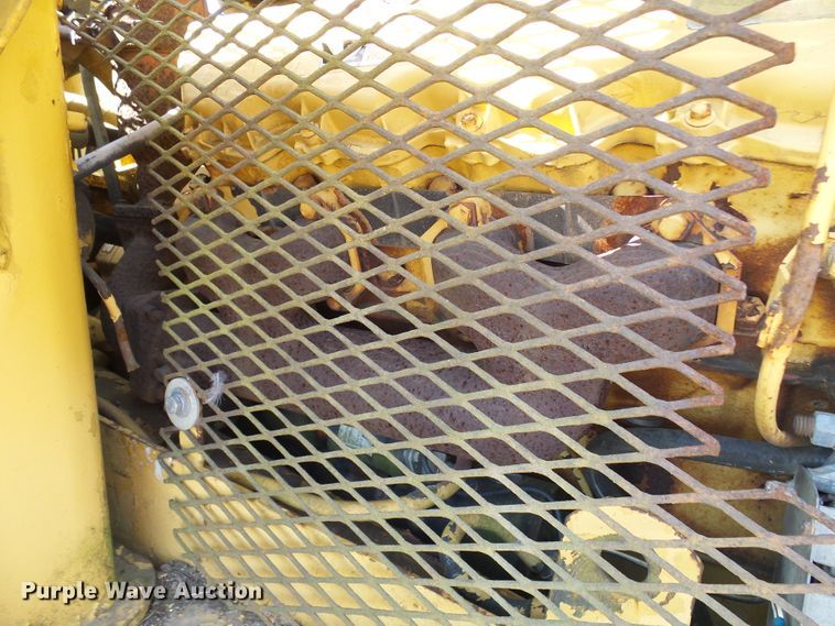 image for item DL0862 Caterpillar  water wagon