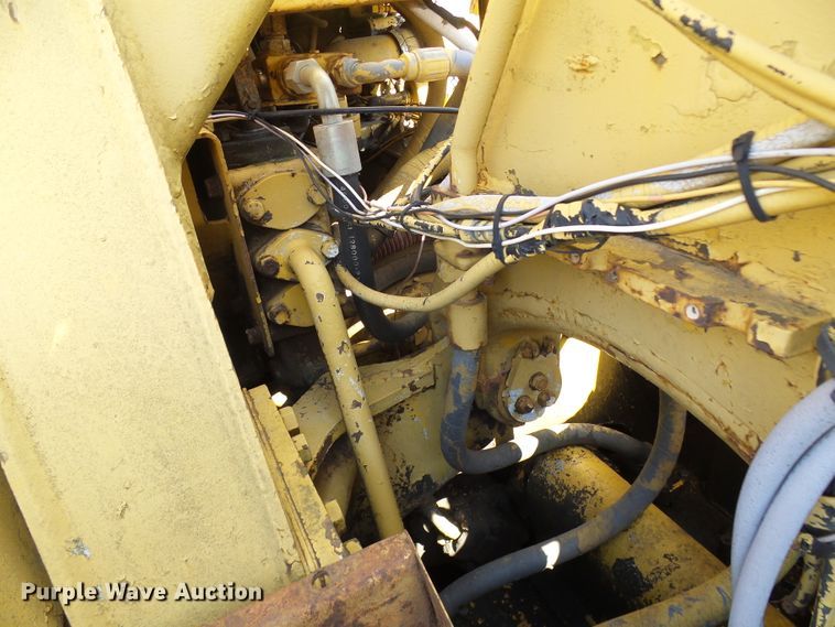 image for item DL0862 Caterpillar  water wagon