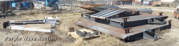 image for item DL0865 Barge ramps