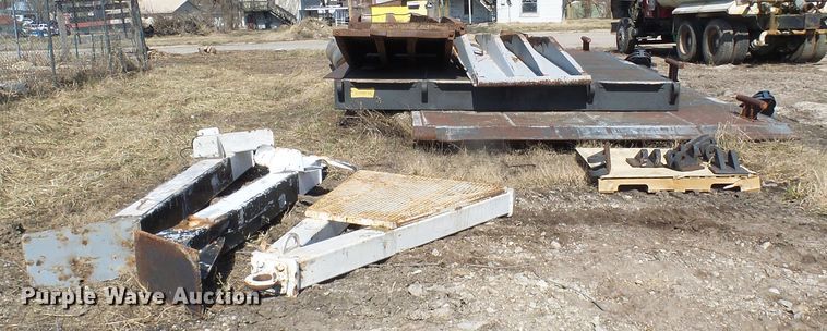 image for item DL0865 Barge ramps