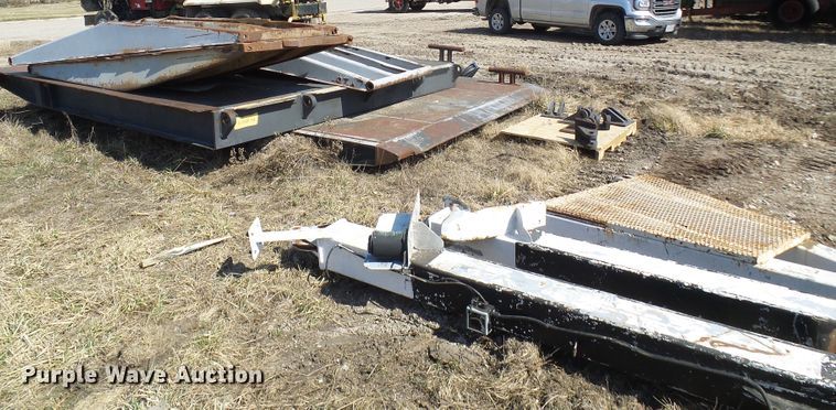 image for item DL0865 Barge ramps