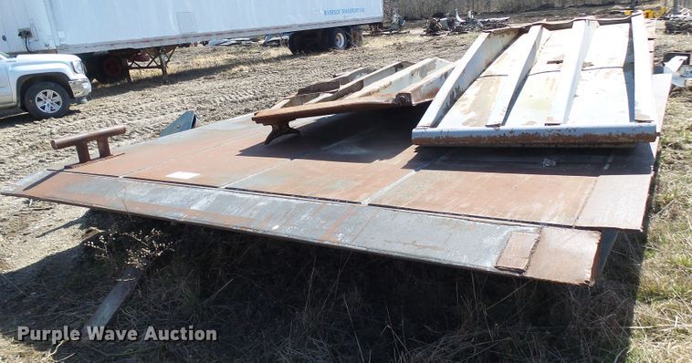 image for item DL0865 Barge ramps