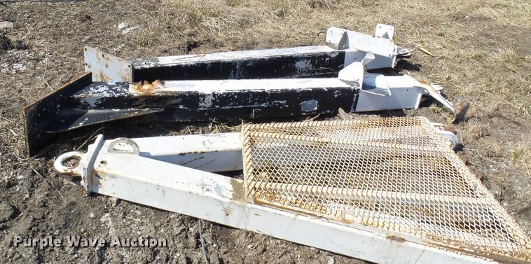 image for item DL0865 Barge ramps