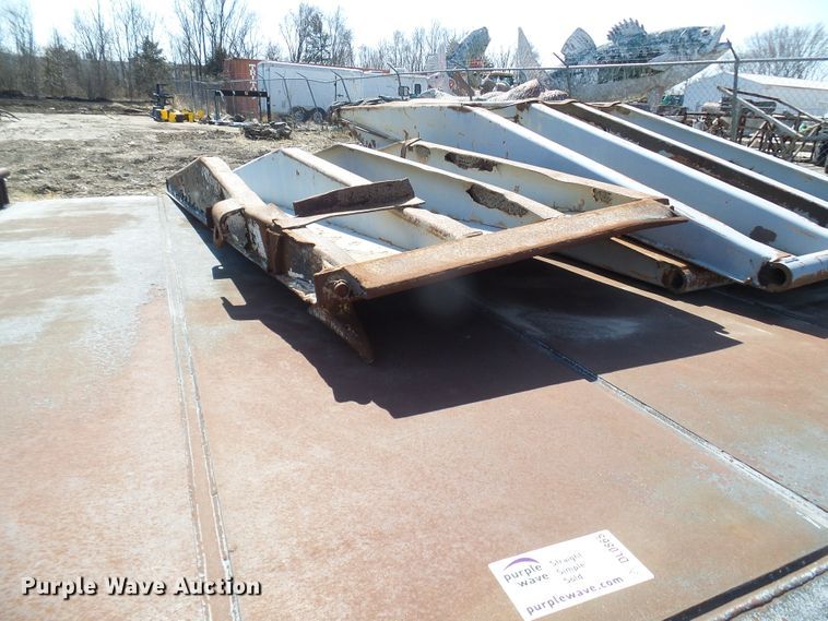 image for item DL0865 Barge ramps