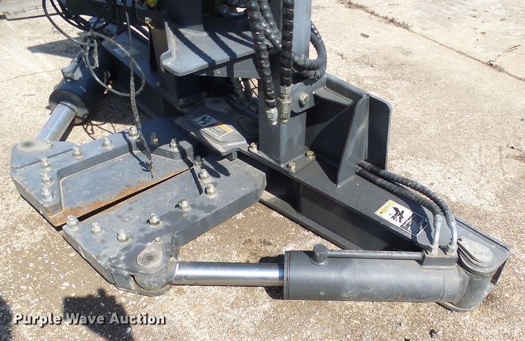 image for item DL0866 Skid steer tree sheer