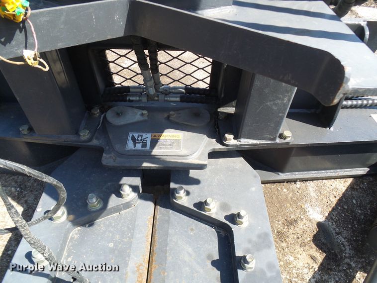 image for item DL0866 Skid steer tree sheer