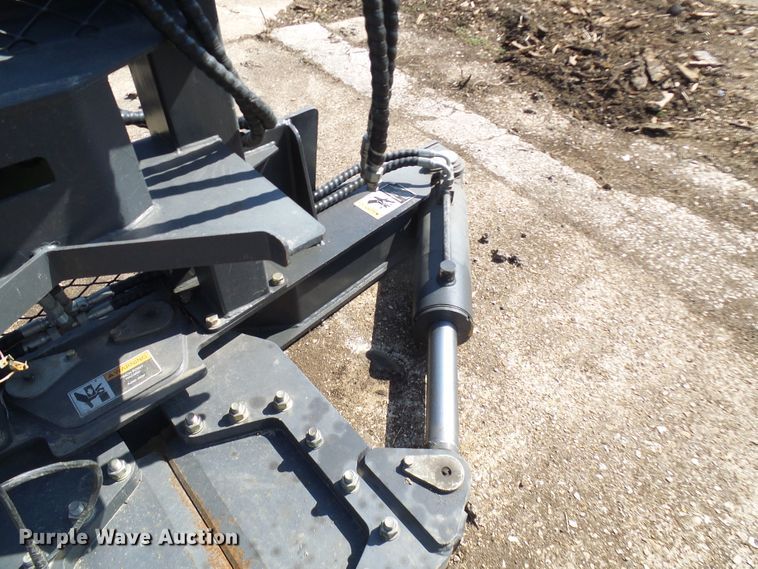 image for item DL0866 Skid steer tree sheer