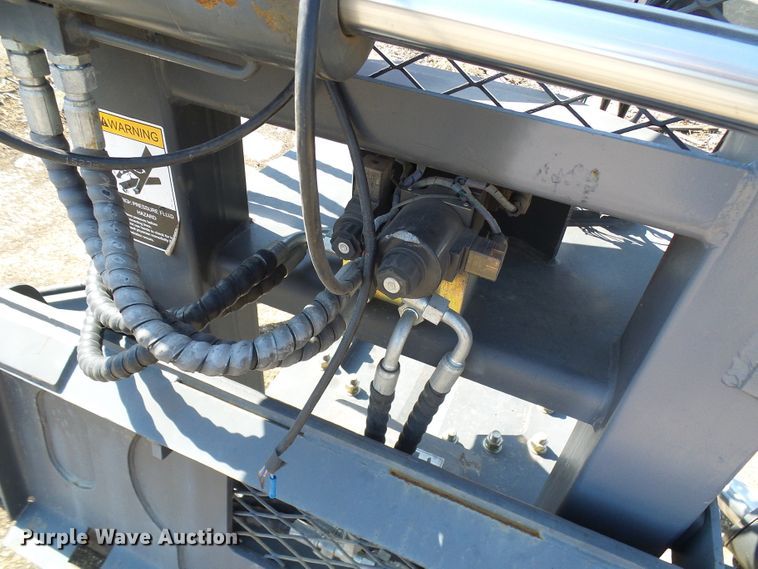 image for item DL0866 Skid steer tree sheer