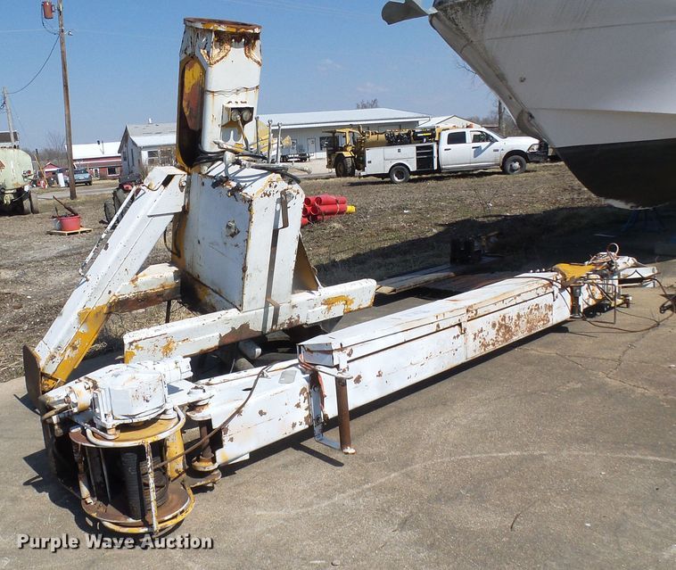 image for item DL0871 Powers Pole Master 86-611  crane