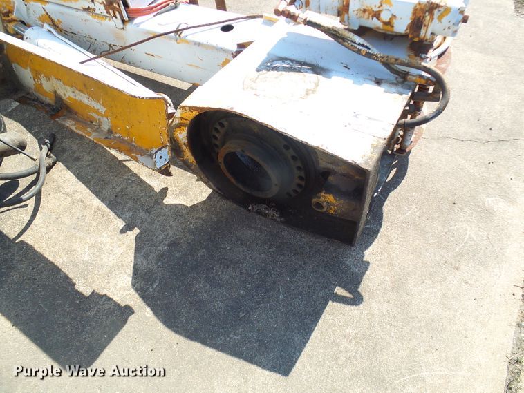 image for item DL0871 Powers Pole Master 86-611  crane