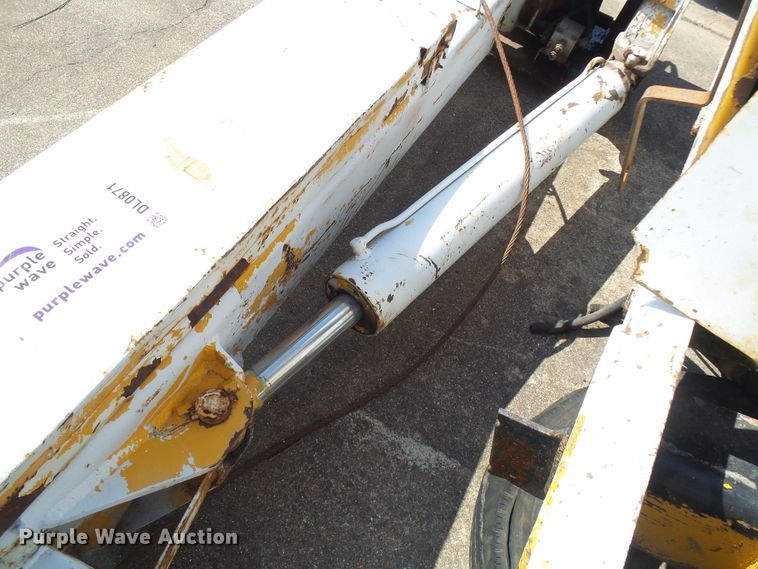 image for item DL0871 Powers Pole Master 86-611  crane