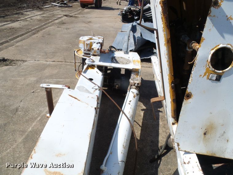 image for item DL0871 Powers Pole Master 86-611  crane