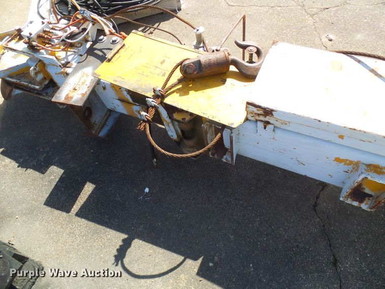 image for item DL0871 Powers Pole Master 86-611  crane