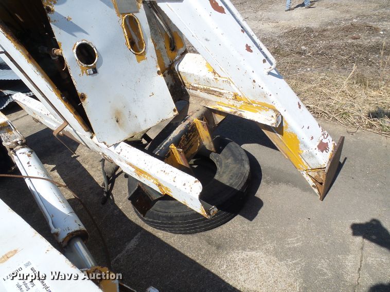 image for item DL0871 Powers Pole Master 86-611  crane