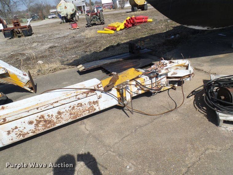 image for item DL0871 Powers Pole Master 86-611  crane