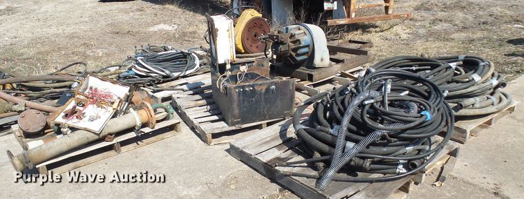 image for item DL0873 Assorted hydraulic hoses and pumps