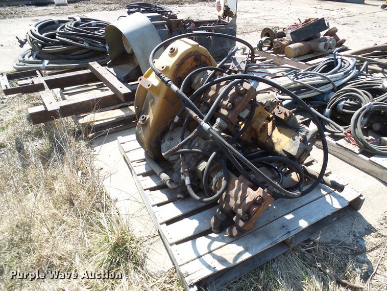 image for item DL0873 Assorted hydraulic hoses and pumps