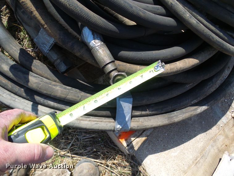 image for item DL0873 Assorted hydraulic hoses and pumps