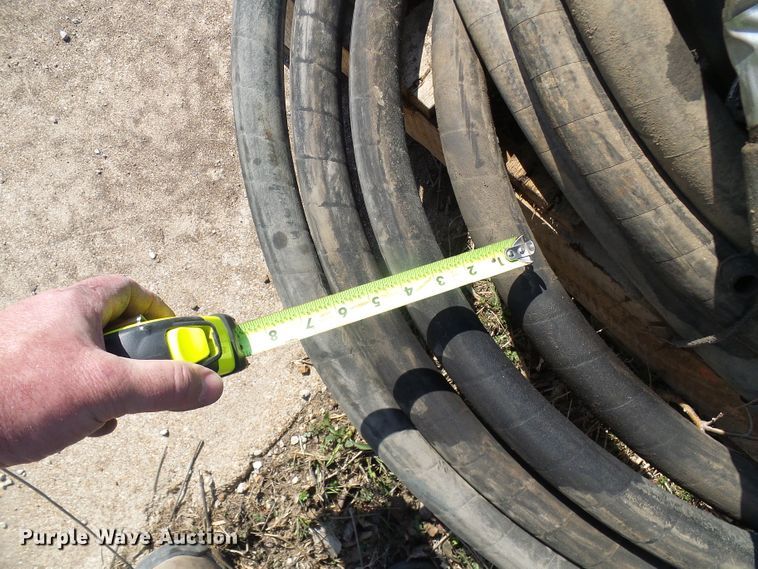 image for item DL0873 Assorted hydraulic hoses and pumps