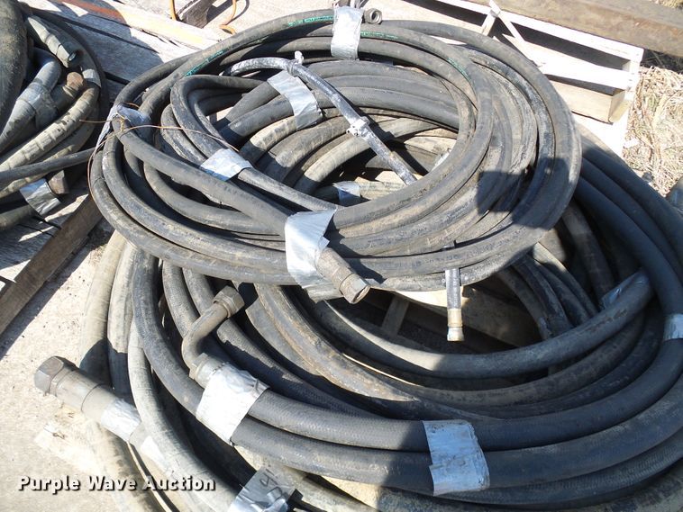 image for item DL0873 Assorted hydraulic hoses and pumps