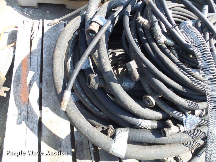 image for item DL0873 Assorted hydraulic hoses and pumps